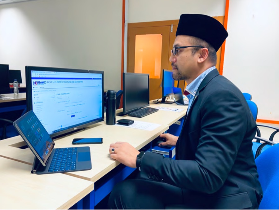 Institutional leadership and academic engagement by Dr. Nurulfajar Abd Manap